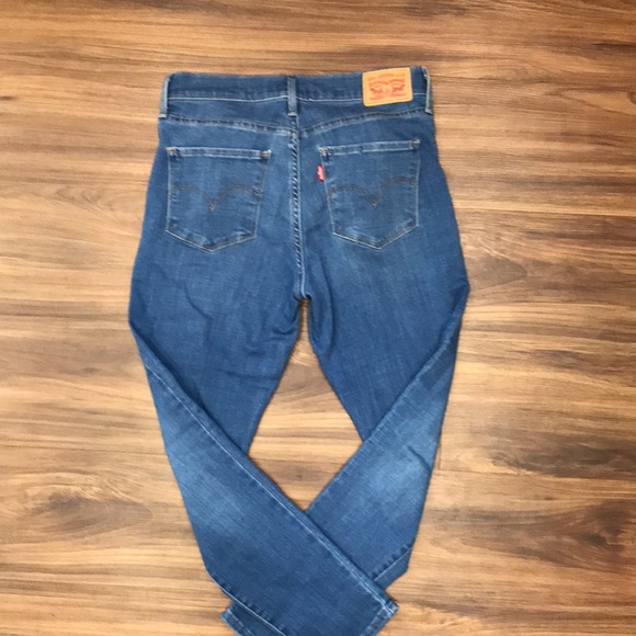 Levi’s 311 Shaping Skinny Denim Jeans - Picture 2 of 4